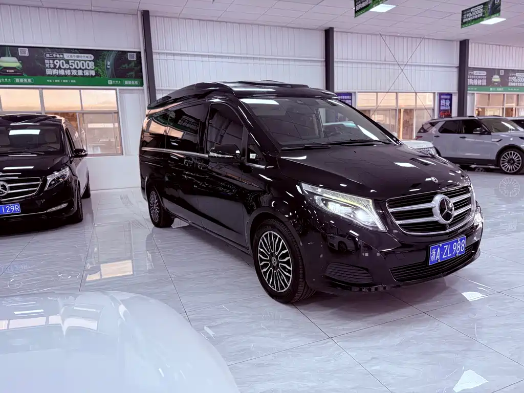 Mercedes-Benz V-Class 2020 — фото 3