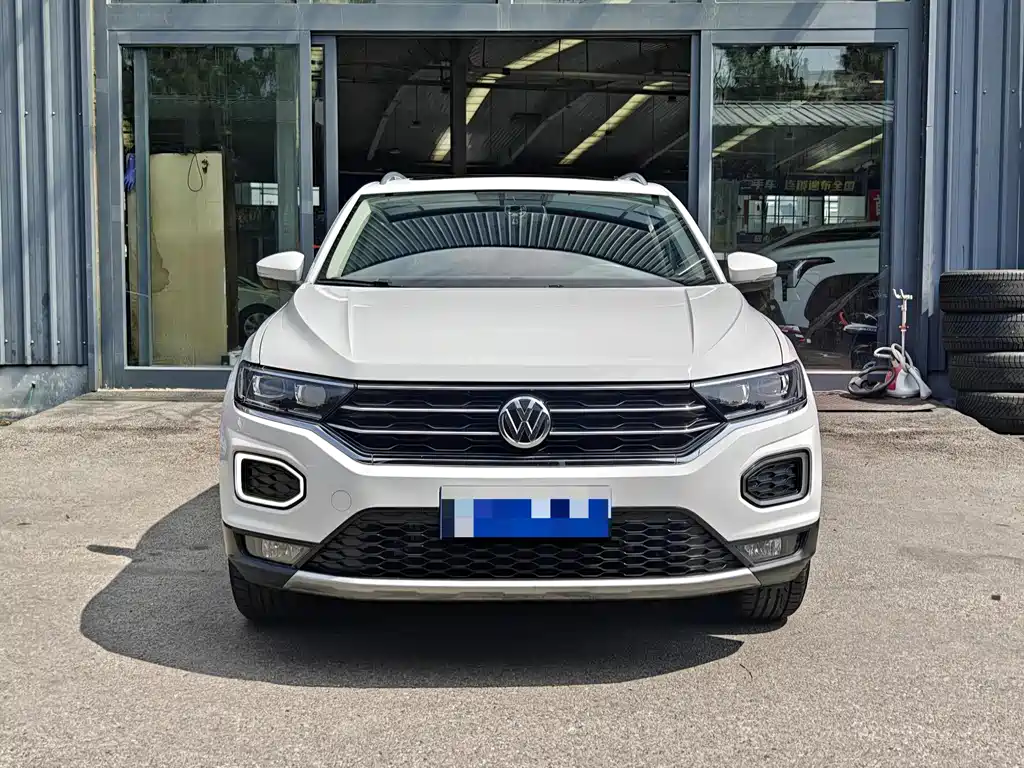Volkswagen T-Roc 2019 — фото 2