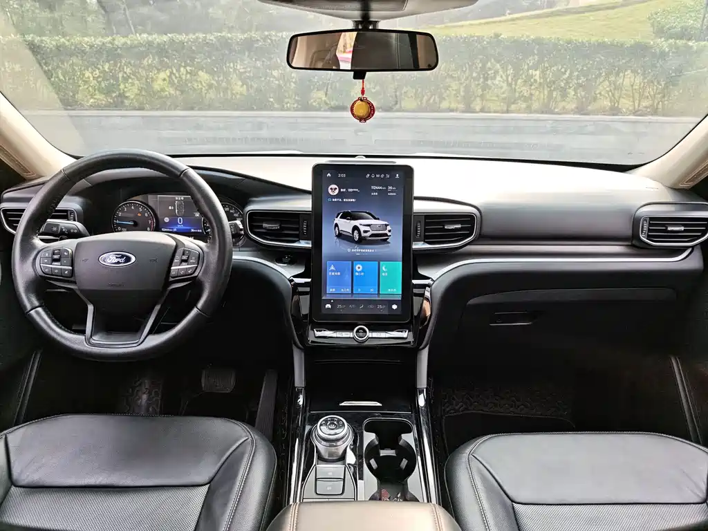 Ford Explorer 2021 — фото 16