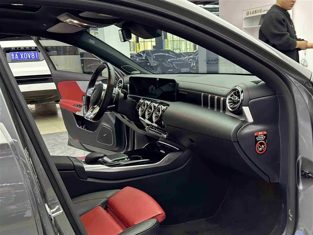 Mercedes-Benz A-Class AMG 2021 — фото 8