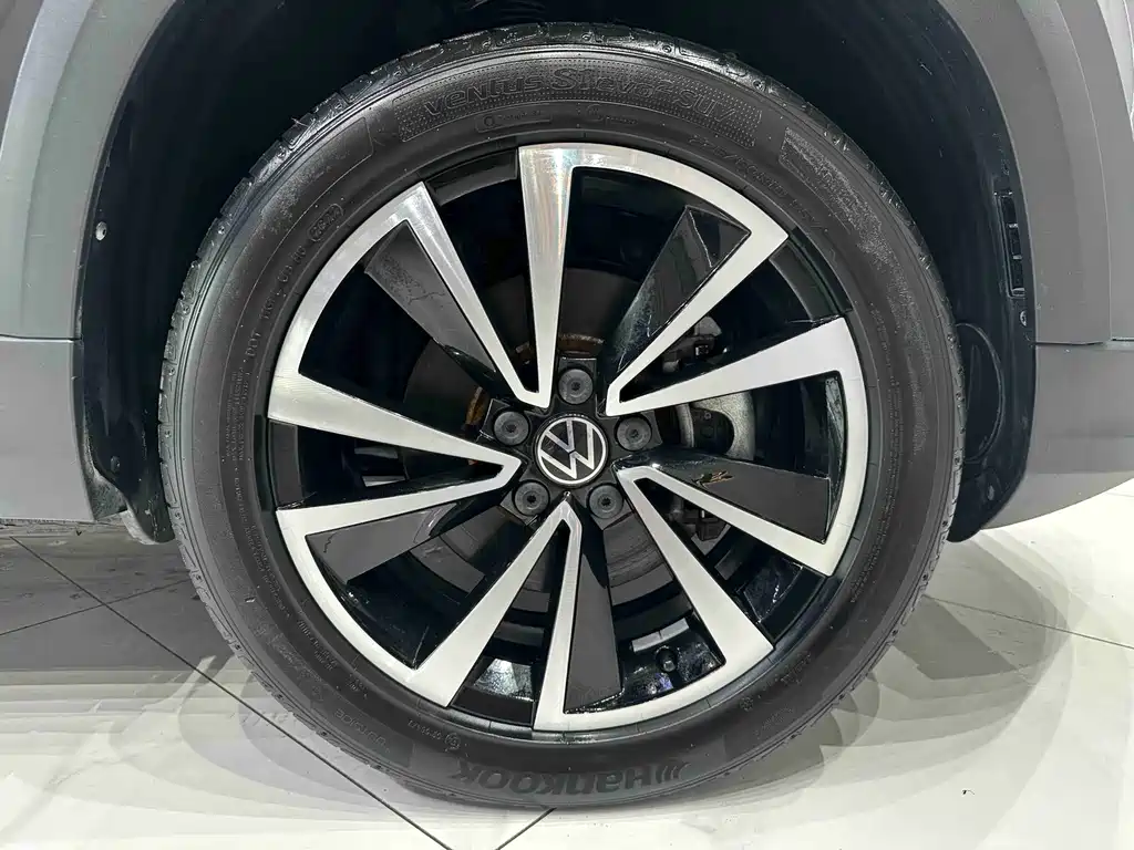 Volkswagen Tharu 2022 — фото 15
