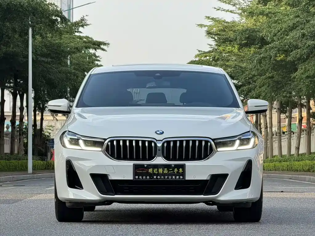 BMW 6 Series GT 2023 — фото 2