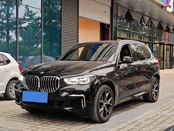 BMW X5 2023