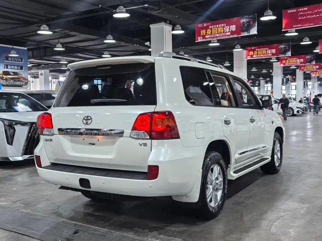 Toyota Land Cruiser 2015 — фото 4