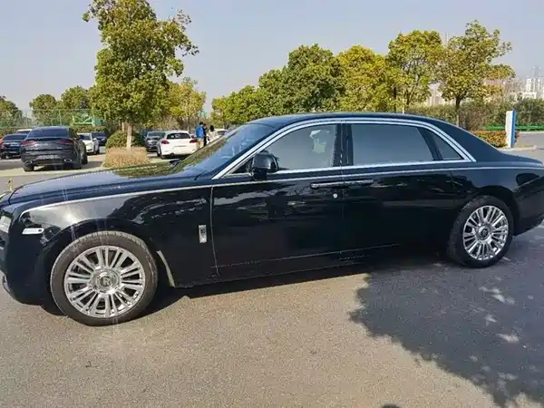 Rolls-Royce Ghost 2012