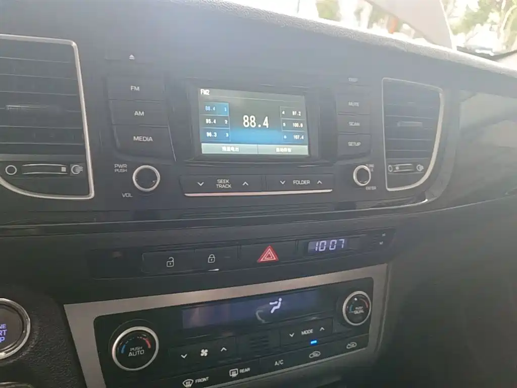 Hyundai Mistra 2015 — фото 13