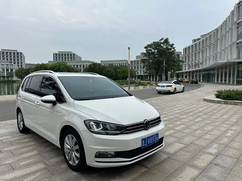Volkswagen Touran 2022