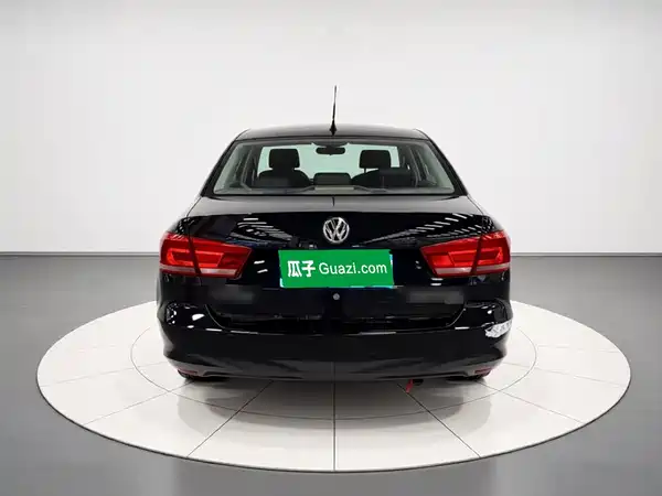 Volkswagen Santana 2015