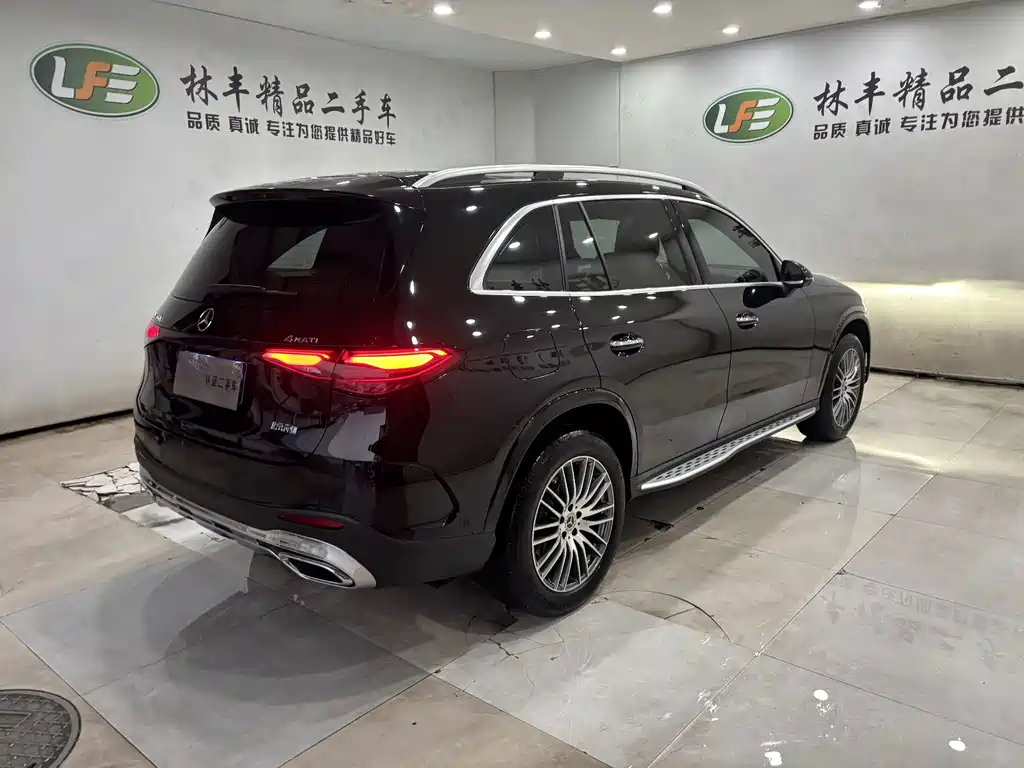 Mercedes-Benz GLC 2023
