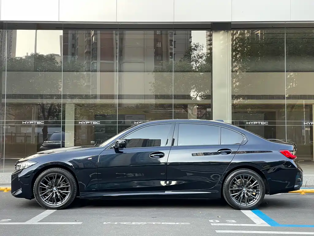 BMW 3 Series 2023