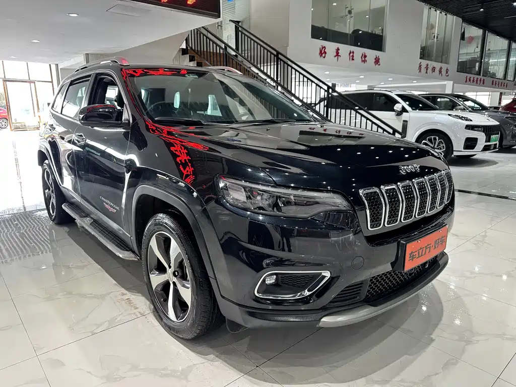 Jeep Cherokee 2019