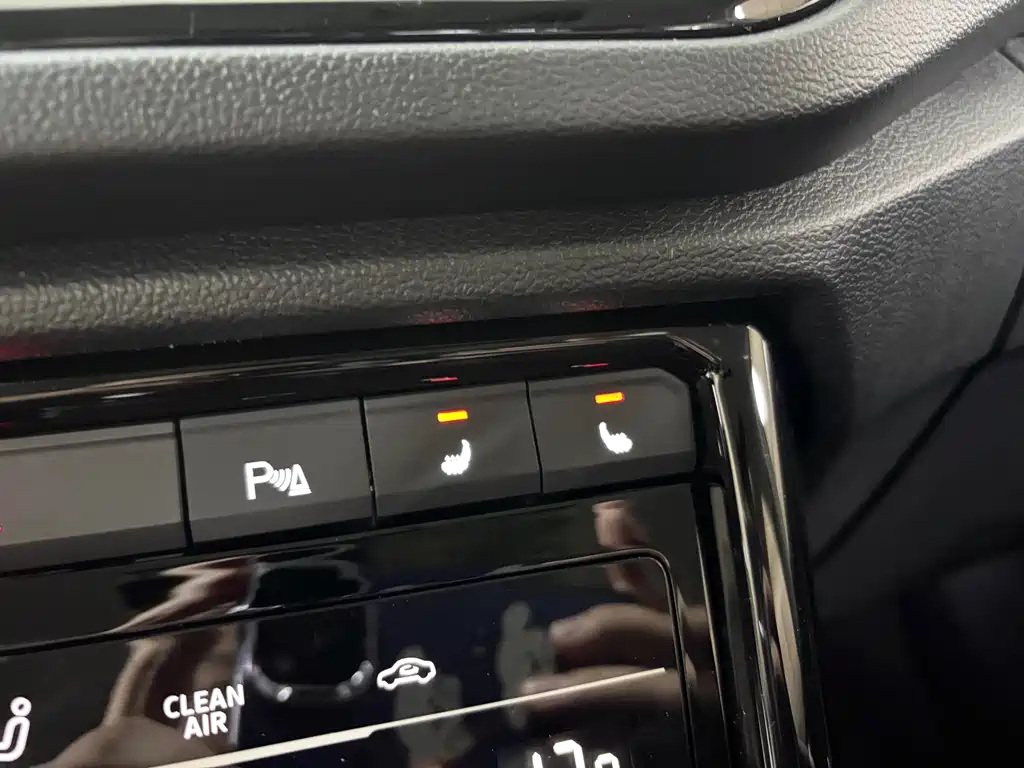 Volkswagen T-Roc 2023 — фото 17