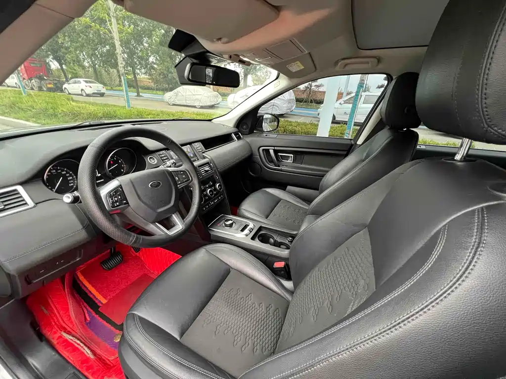 Land Rover Discovery Sport 2019 — фото 11