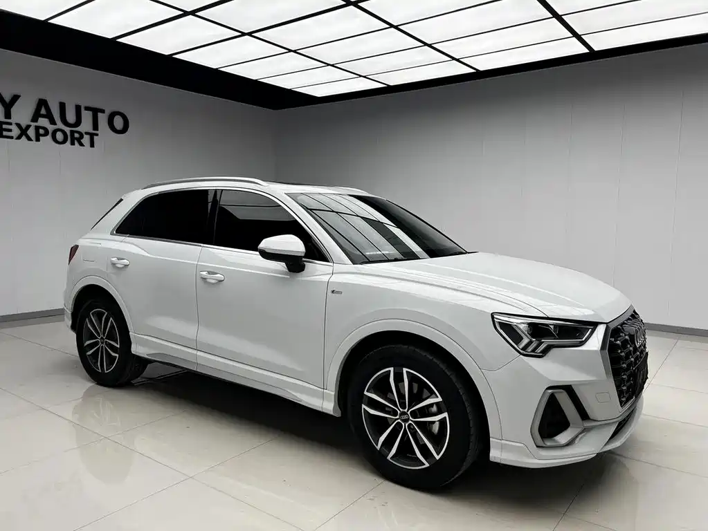 Audi Q3 2021