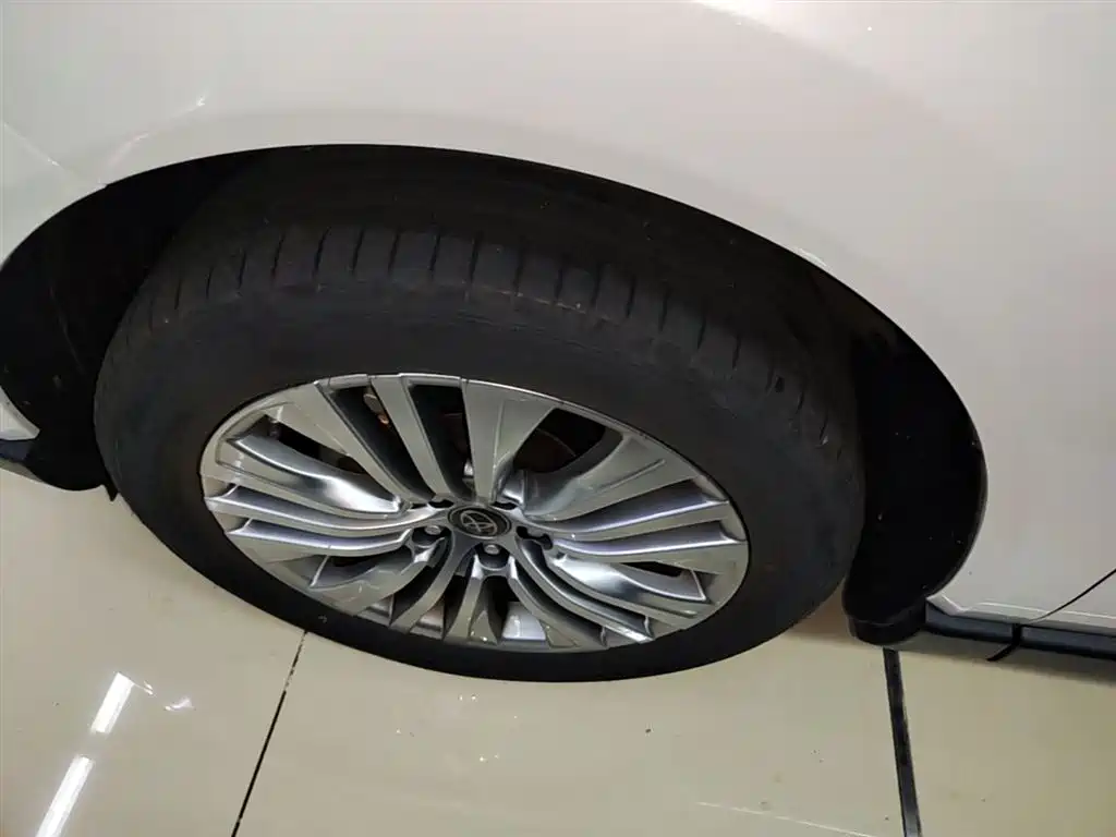 Toyota Harrier 2022 — фото 23