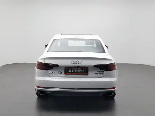 Audi A4L 2019