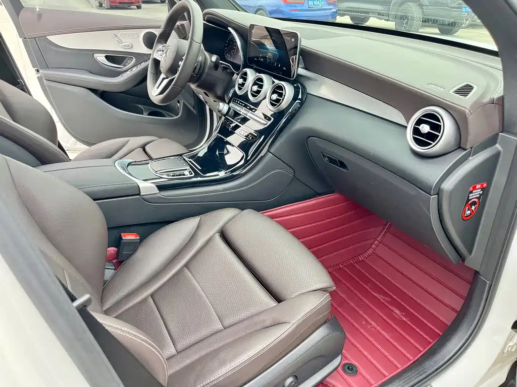Mercedes-Benz GLC 2020 — фото 11