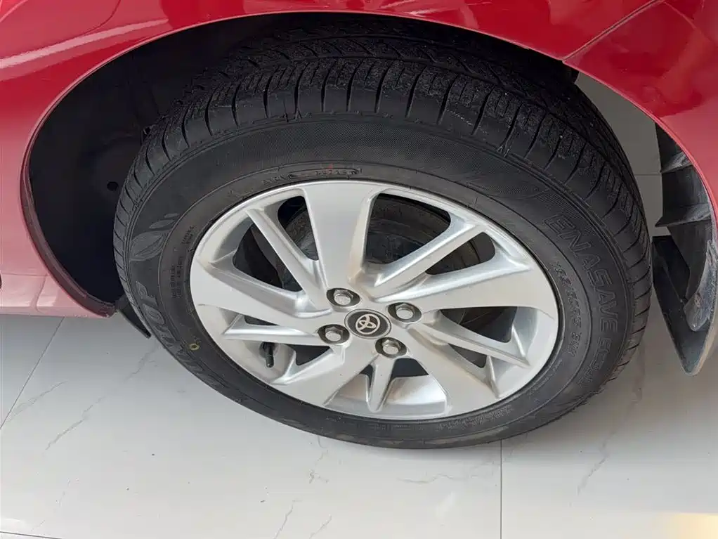 Toyota Yaris L 2019 — фото 11