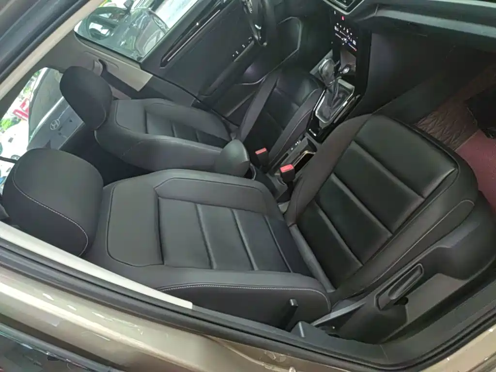 Volkswagen T-Roc 2019 — фото 25