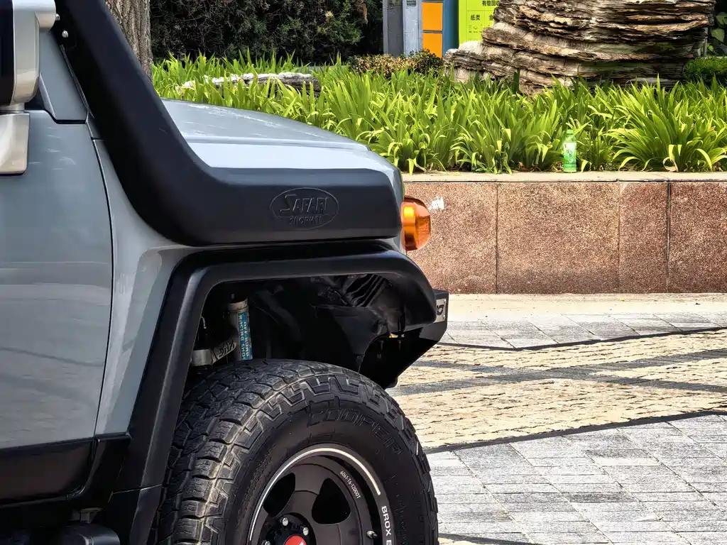 Toyota FJ Cruiser 2019 — фото 9