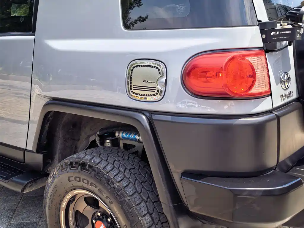 Toyota FJ Cruiser 2019 — фото 25