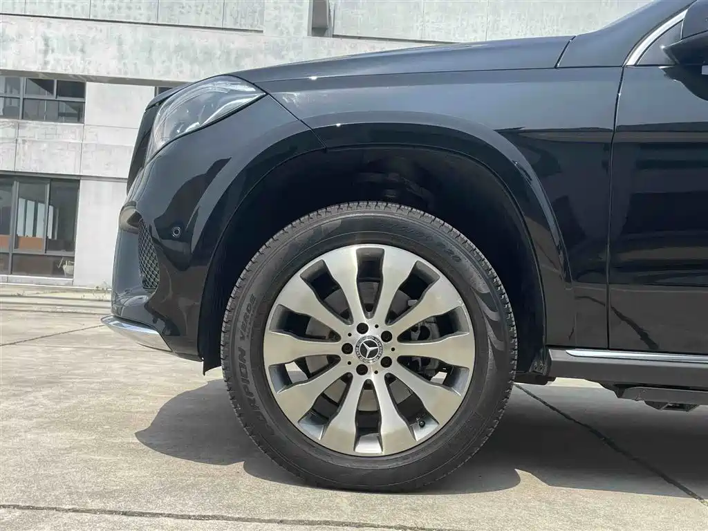 Mercedes-Benz GLS 2019 — фото 10