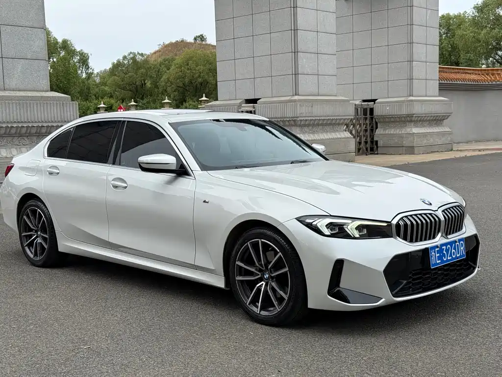 BMW 3 Series 2023