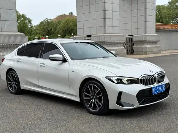 BMW 3 Series 2023