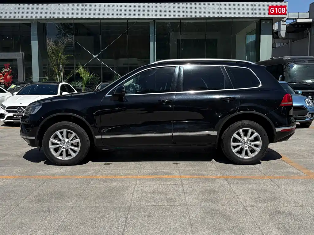 Volkswagen Touareg 2017 — фото 4