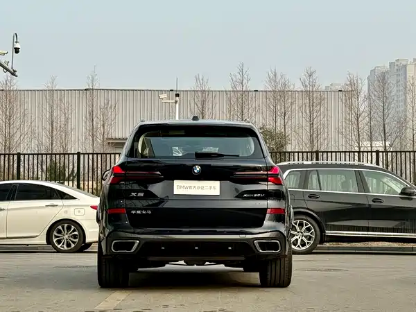 BMW X5 2025