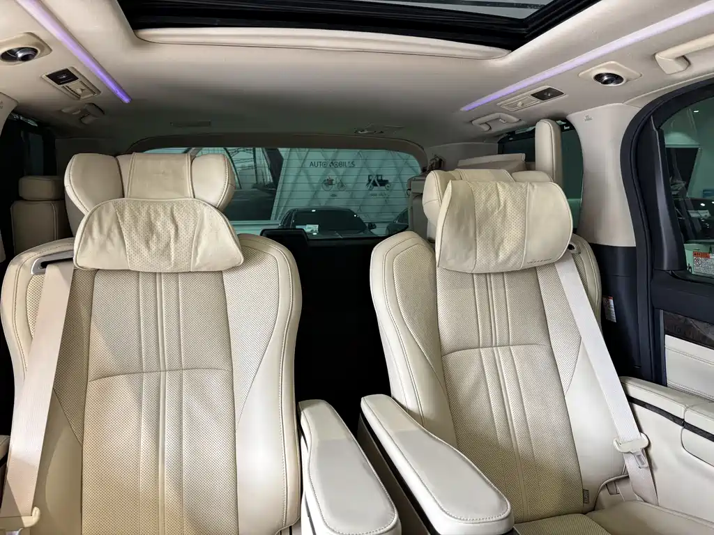Toyota Vellfire 2021 — фото 17