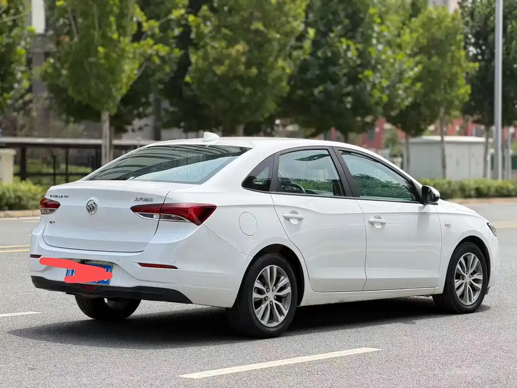 Buick Excelle 2020