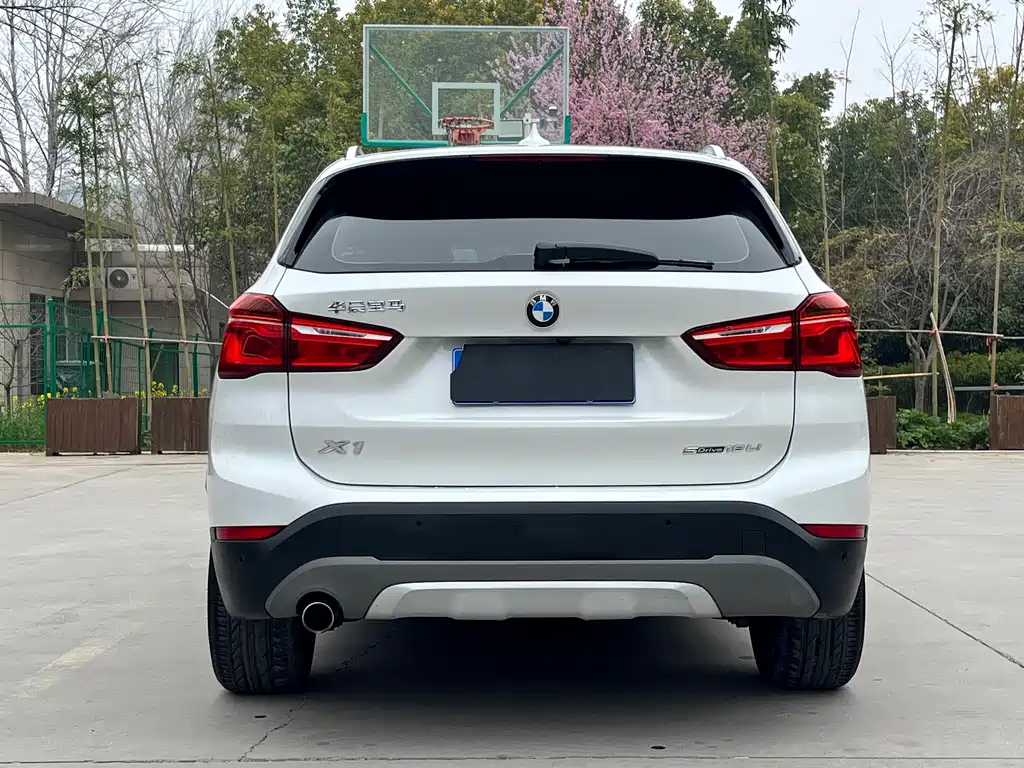 BMW X1 2019 — фото 6