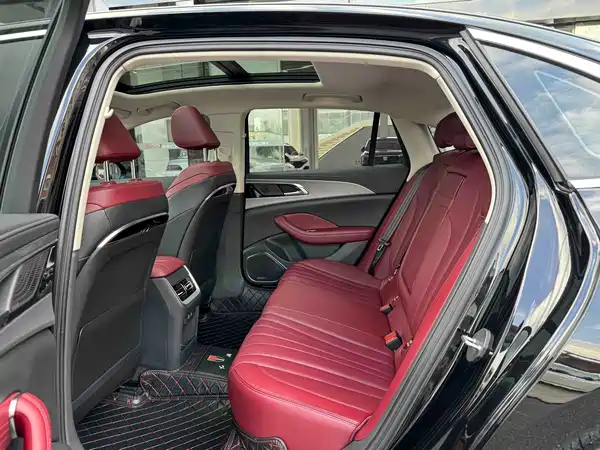 Hongqi H5 2023