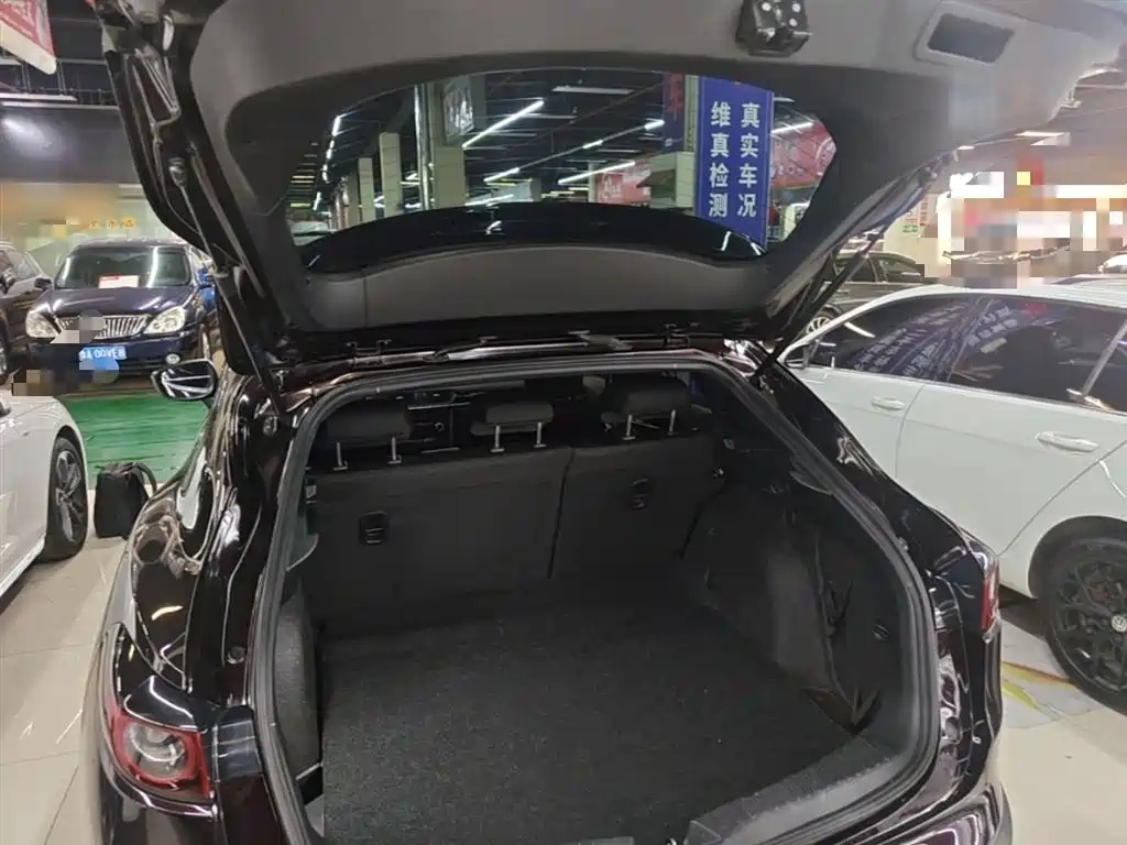 Mazda CX-4 2023 — фото 19