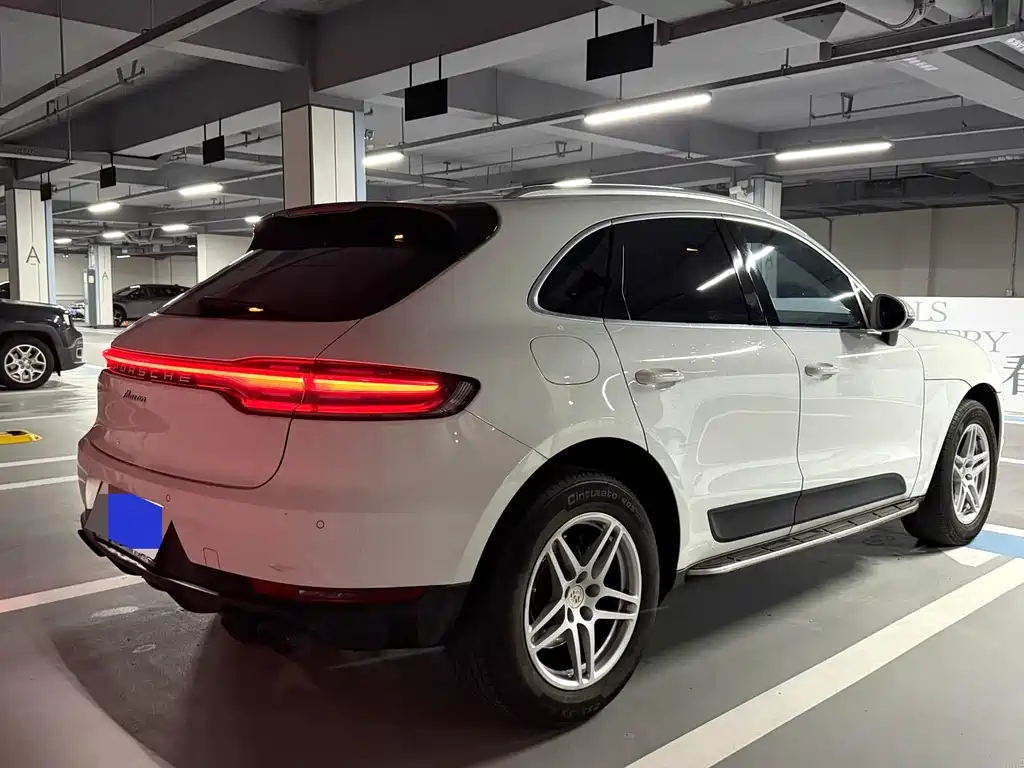 Porsche Macan 2019 — фото 9