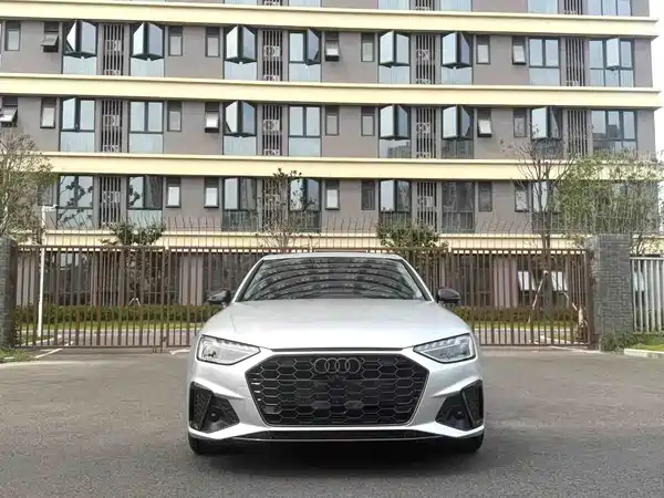 Audi A4L 2023