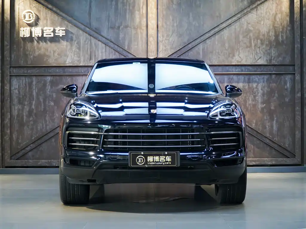 Porsche Cayenne Hybrid 2023