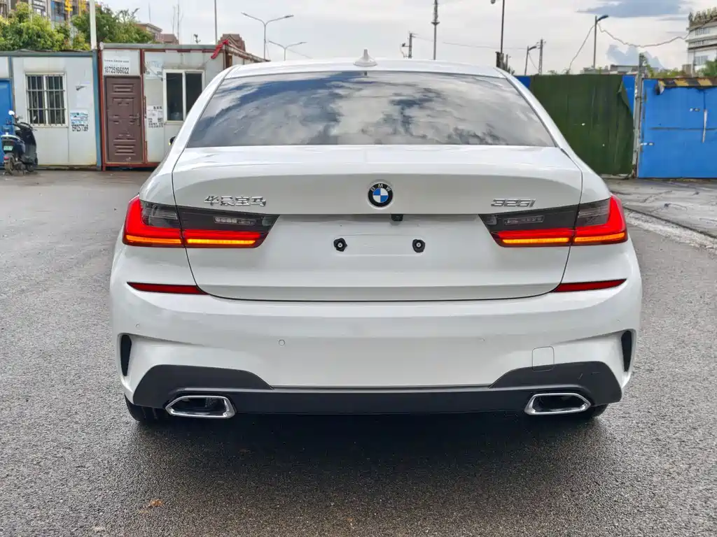 BMW 3 Series 2021