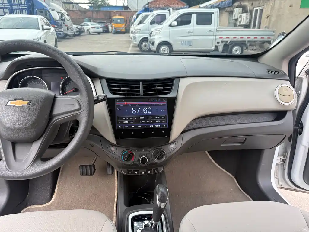 Chevrolet Sail 2015 — фото 12