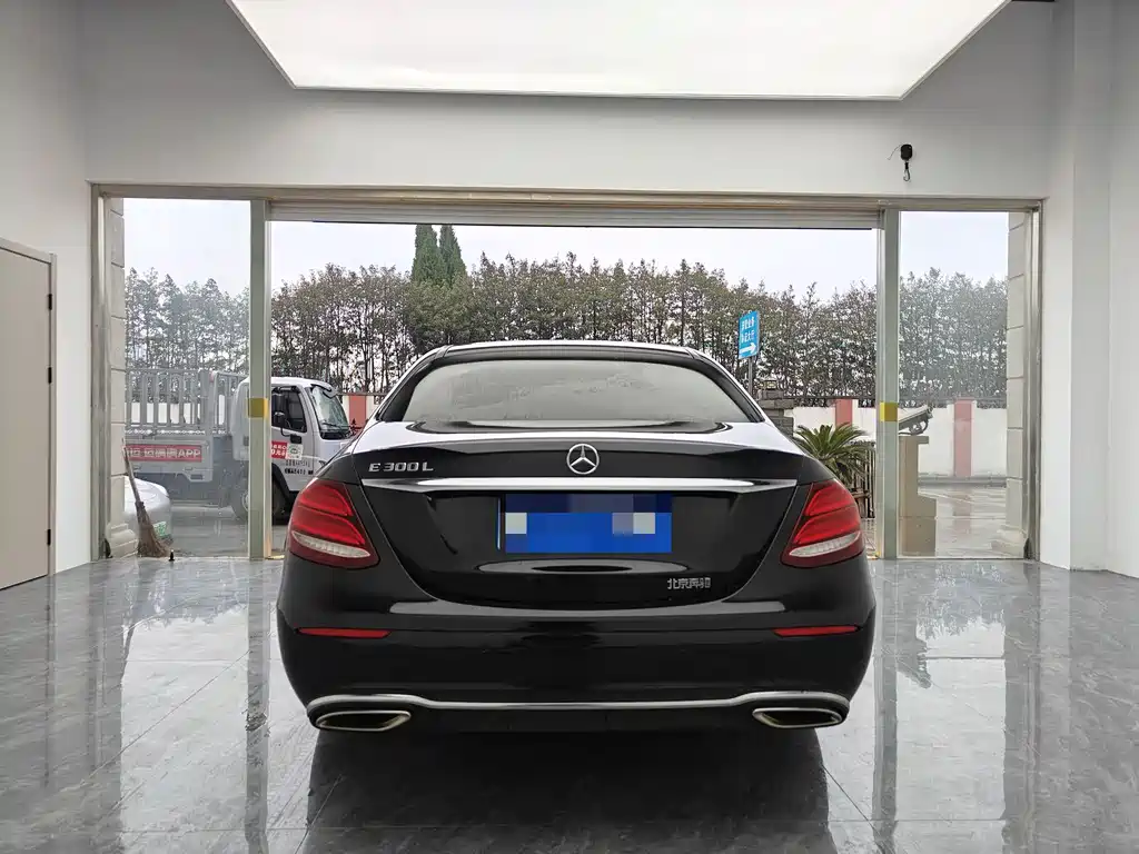 Mercedes-Benz E-Class 2018
