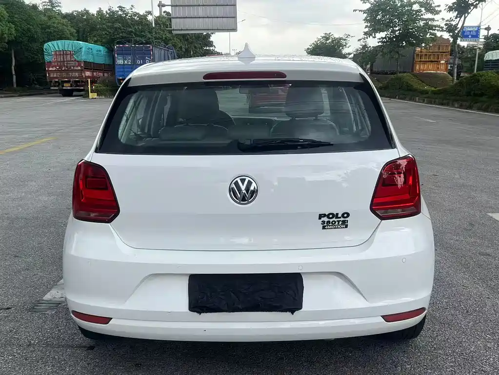 Volkswagen Polo 2016