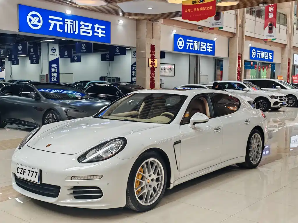 Porsche Panamera 2016 — фото 1