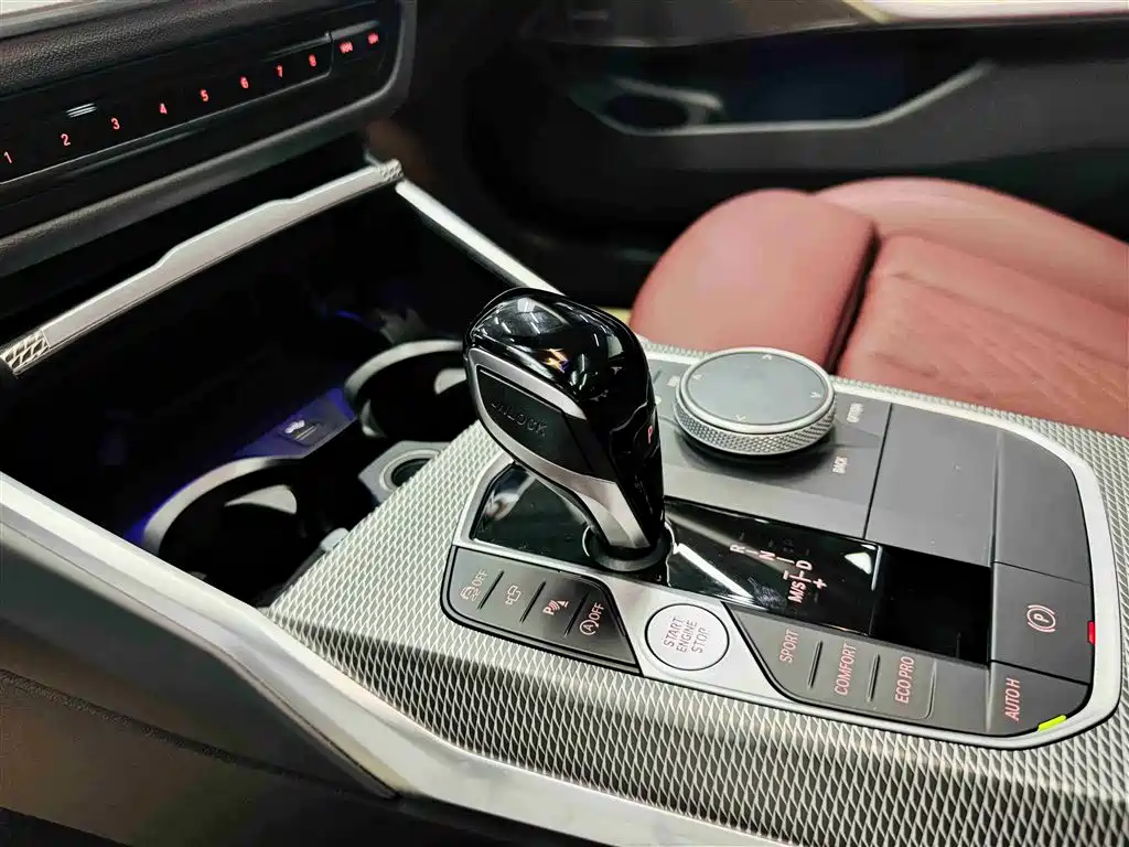 BMW 3 Series 2022 — фото 16