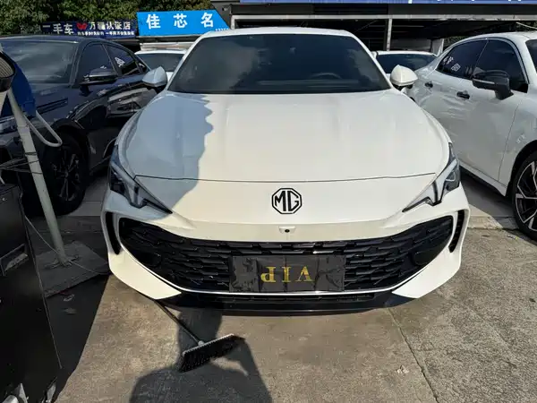 MG MG7 2025