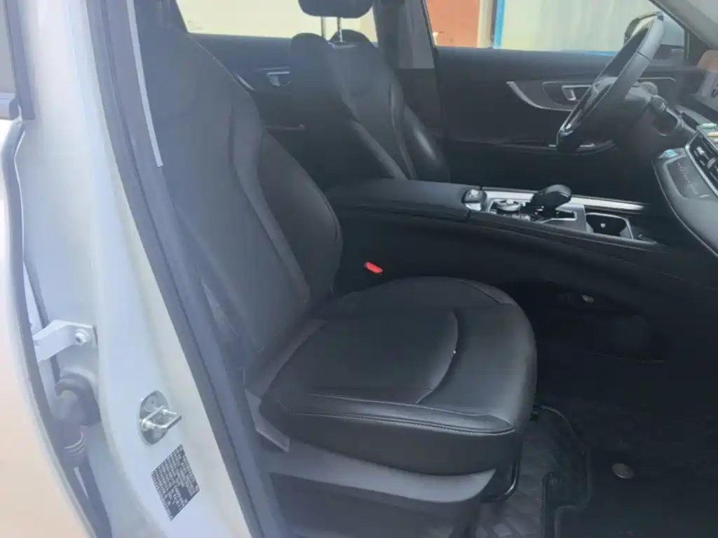 Chery Tiggo 8 PRO NEV 2024 — фото 25