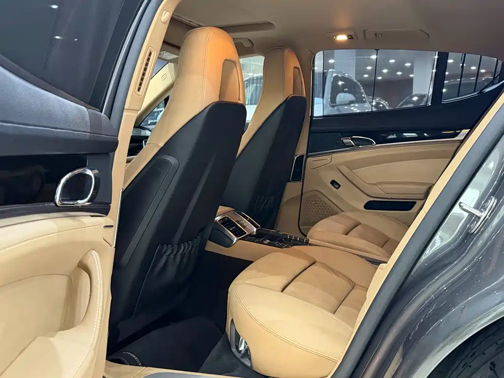 Porsche Panamera 2016 — фото 12