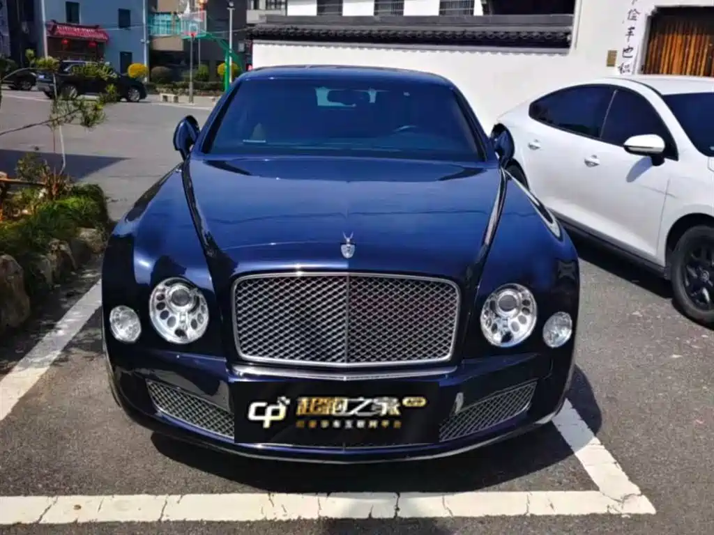 Bentley Mulsanne 2014 — фото 1