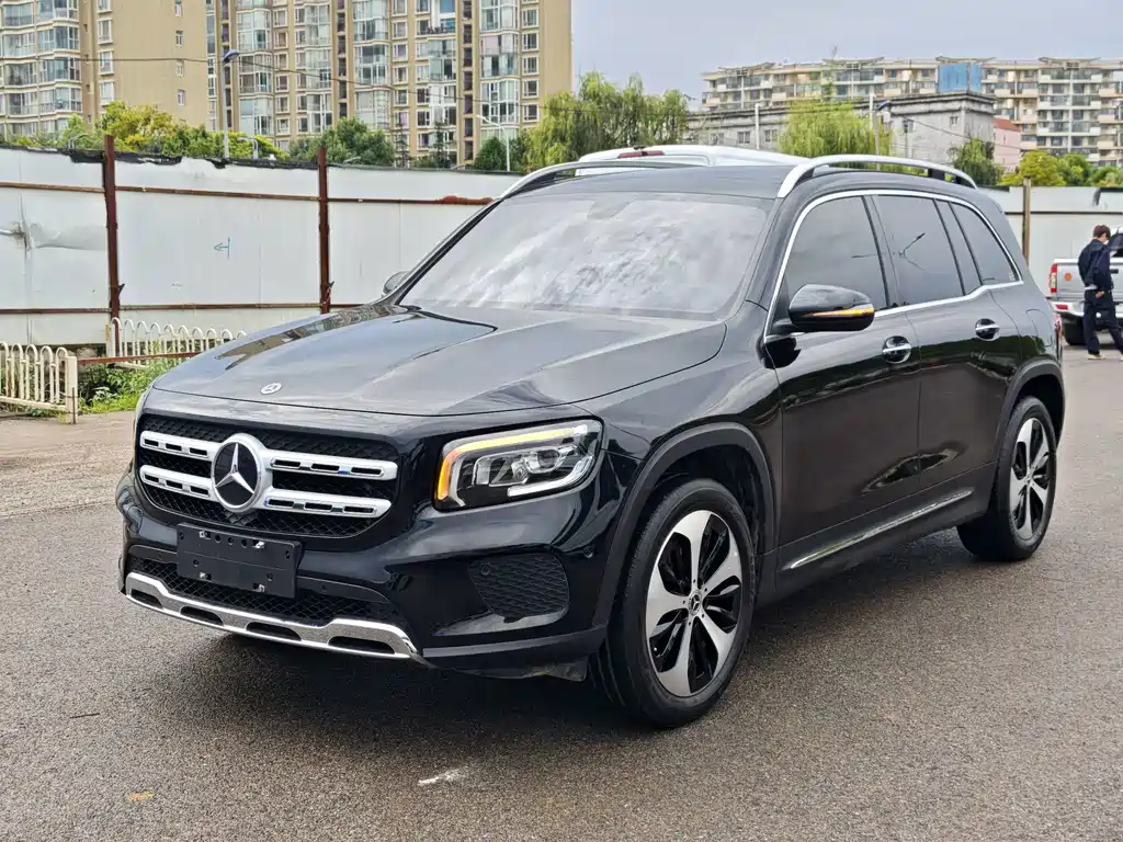Mercedes-Benz GLB 2021