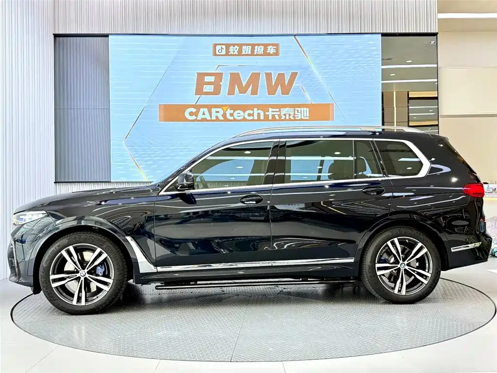 BMW X7 2022 — фото 3
